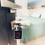 Il Porticciolo 3* 拉卡勒塔
