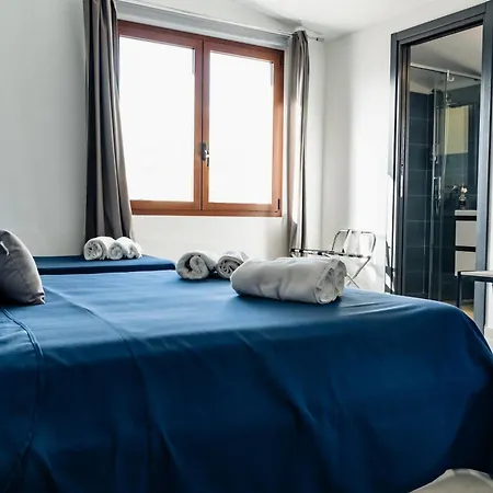 Il Porticciolo 게스트하우스 라 칼레타