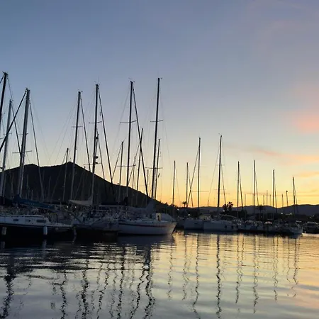 Il Porticciolo 3* 라 칼레타